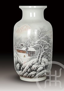 白胎画雪景冬瓜瓶